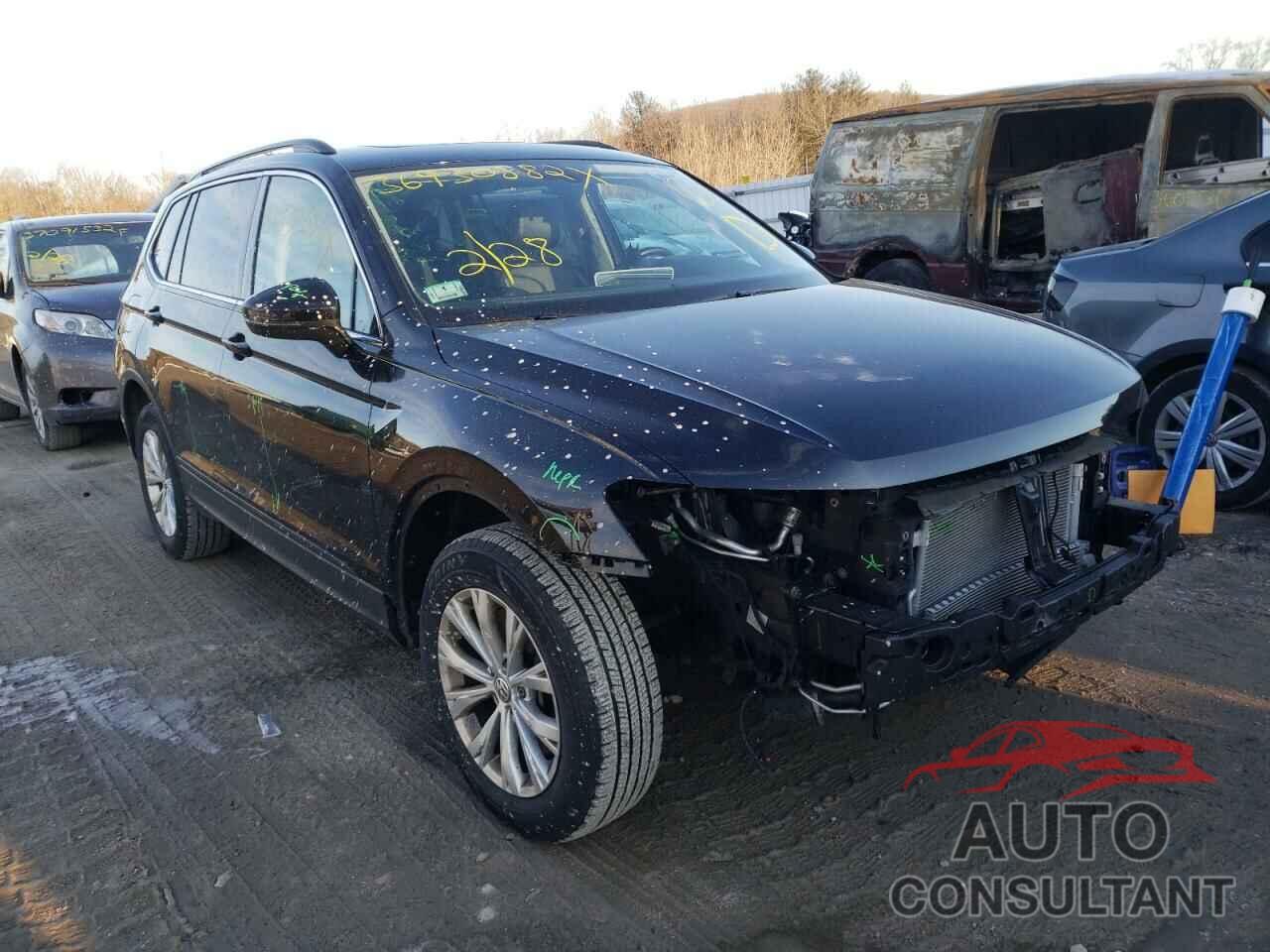 VOLKSWAGEN TIGUAN 2019 - 3VV2B7AX0KM025862