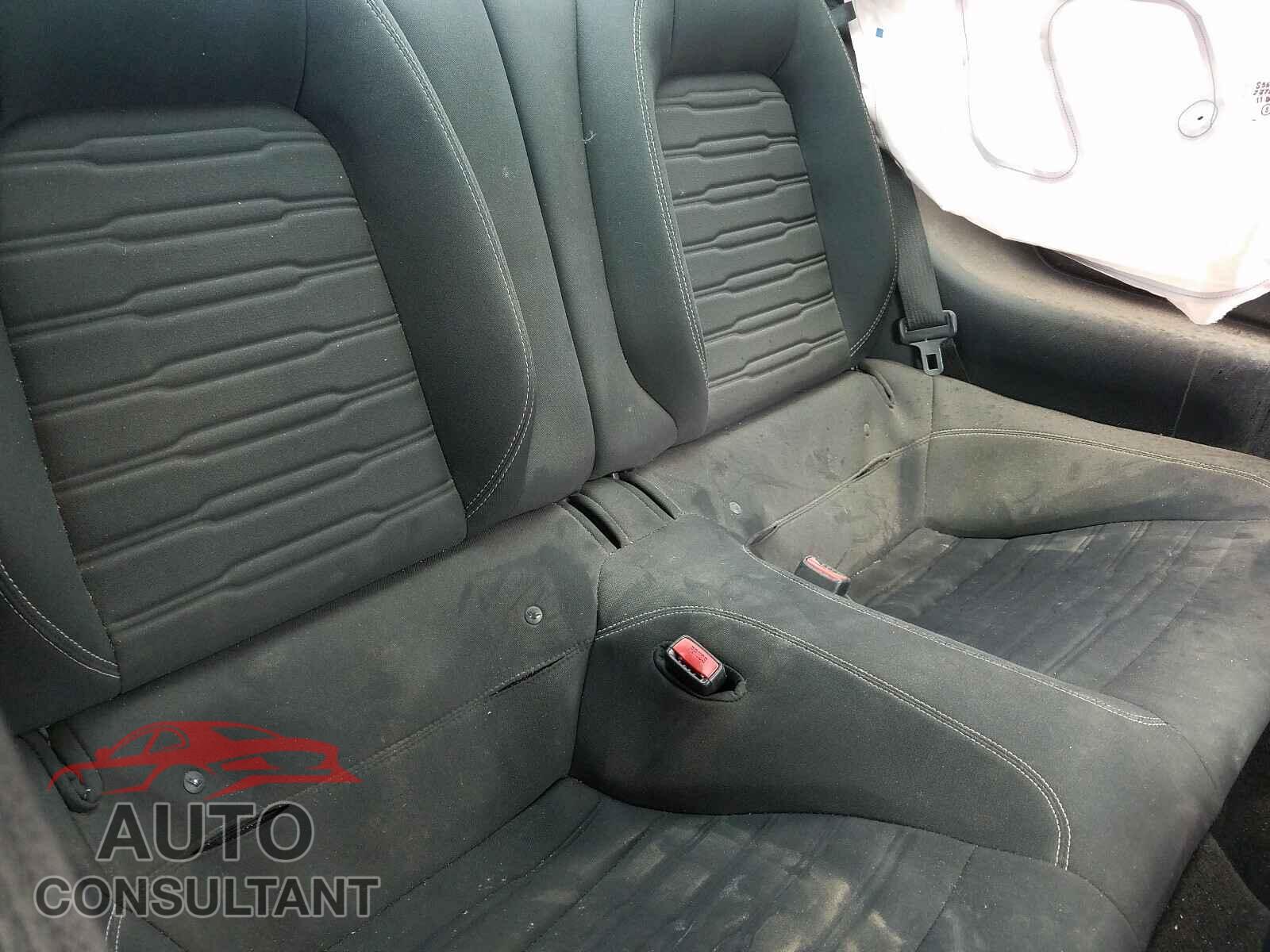 FORD MUSTANG 2017 - 1FA6P8CF0H5229111