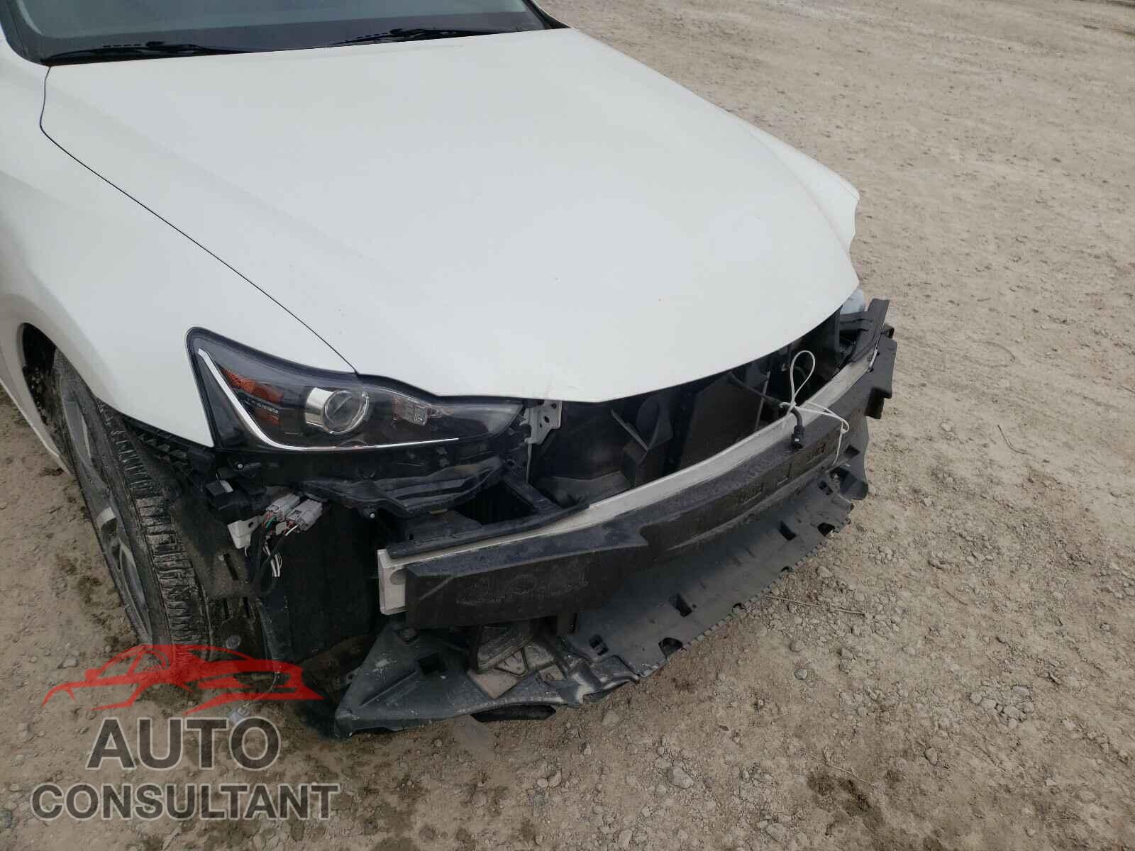 LEXUS IS 2017 - JTHBA1D28H5039343