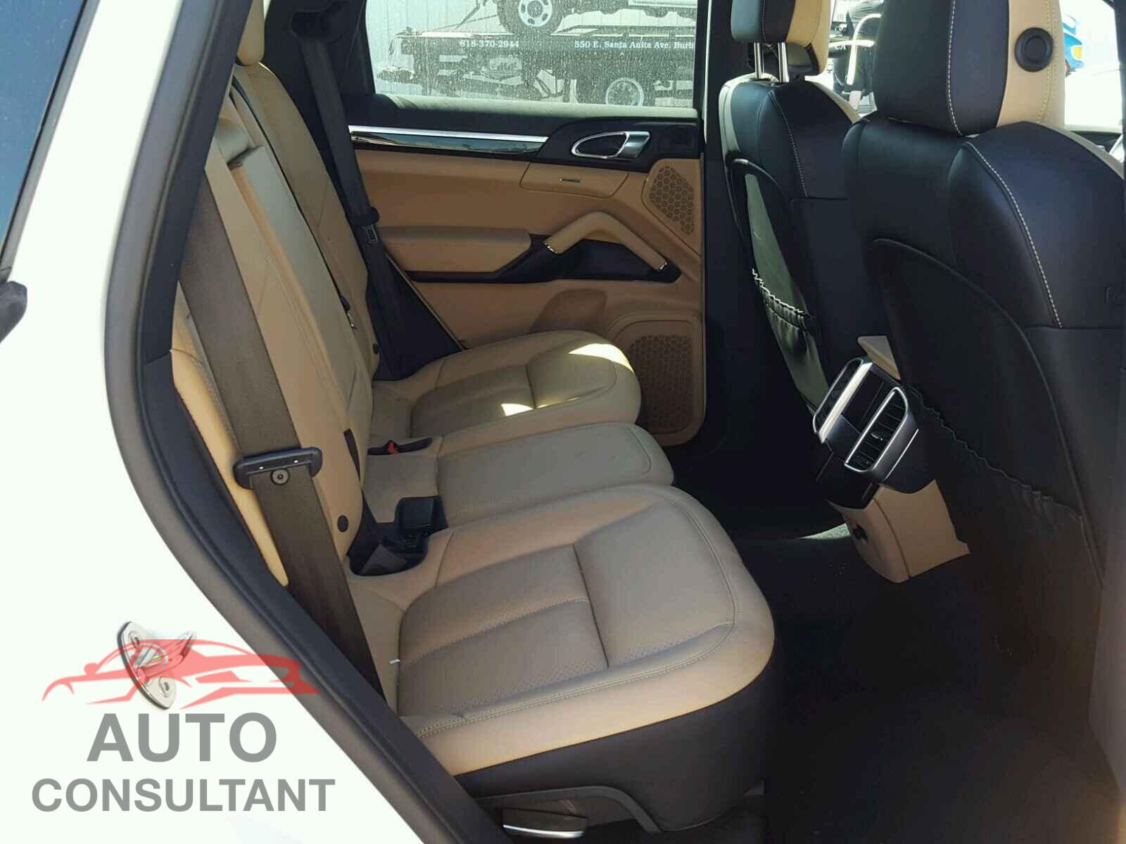 PORSCHE CAYENNE 2016 - WP1AE2A21GLA63844