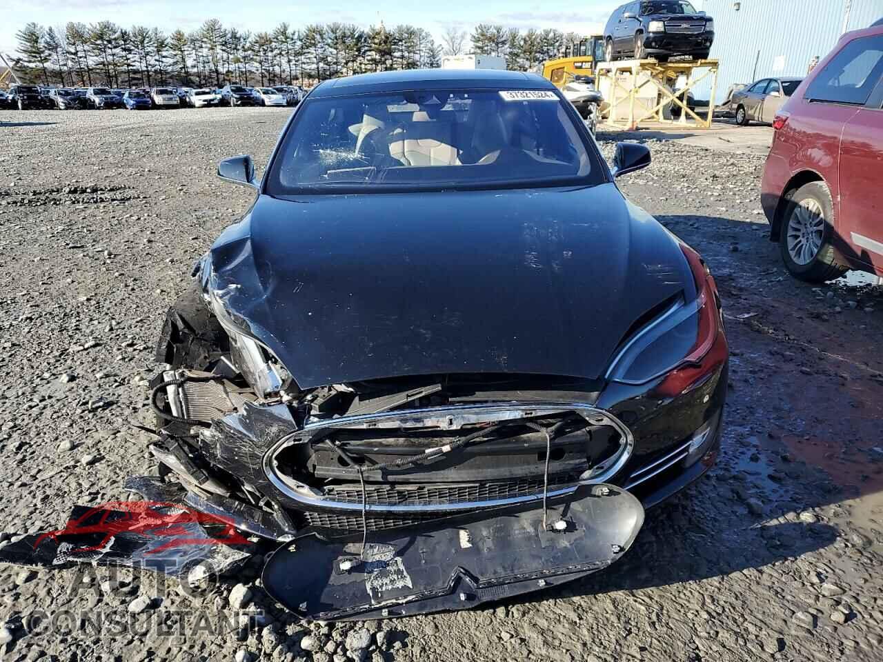 TESLA MODEL S 2016 - 5YJSA1E14GF130596