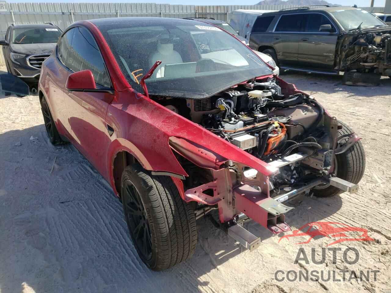 TESLA MODEL Y 2021 - 5YJYGAEE1MF245177