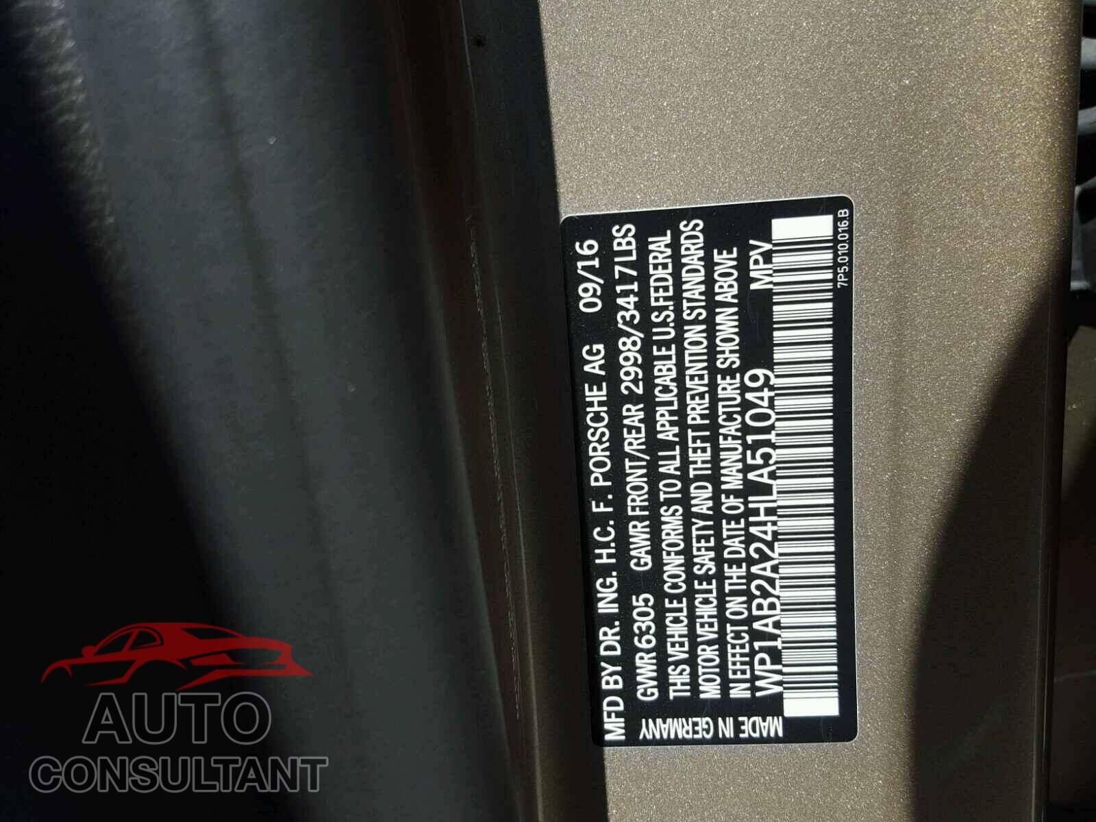 PORSCHE CAYENNE 2017 - WP1AB2A24HLA51049