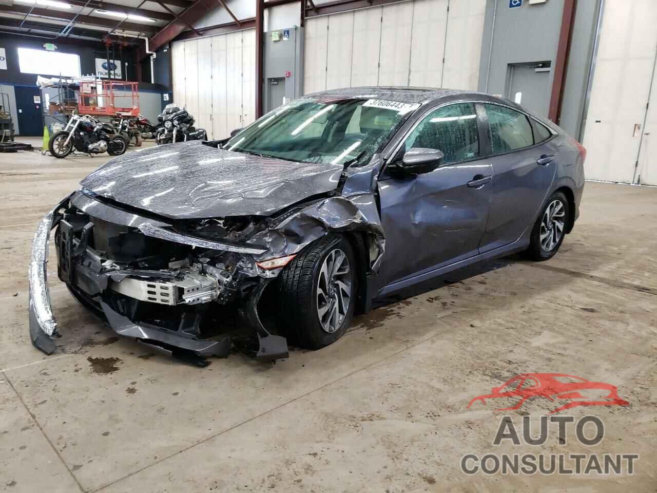 HONDA CIVIC 2018 - 2HGFC2F79JH554279