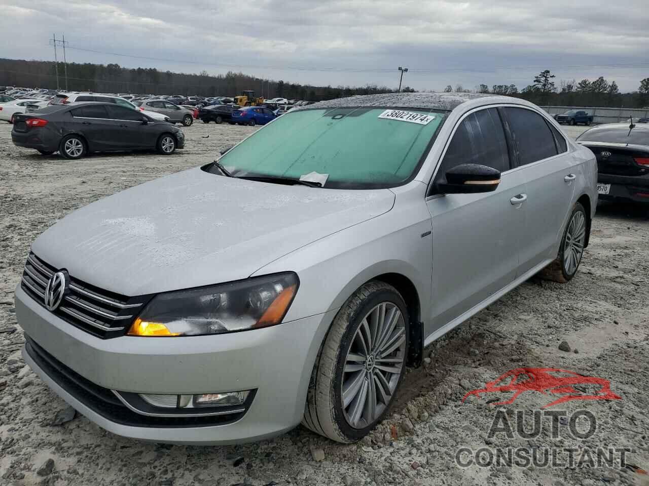 VOLKSWAGEN PASSAT 2015 - 1VWBT7A38FC072361