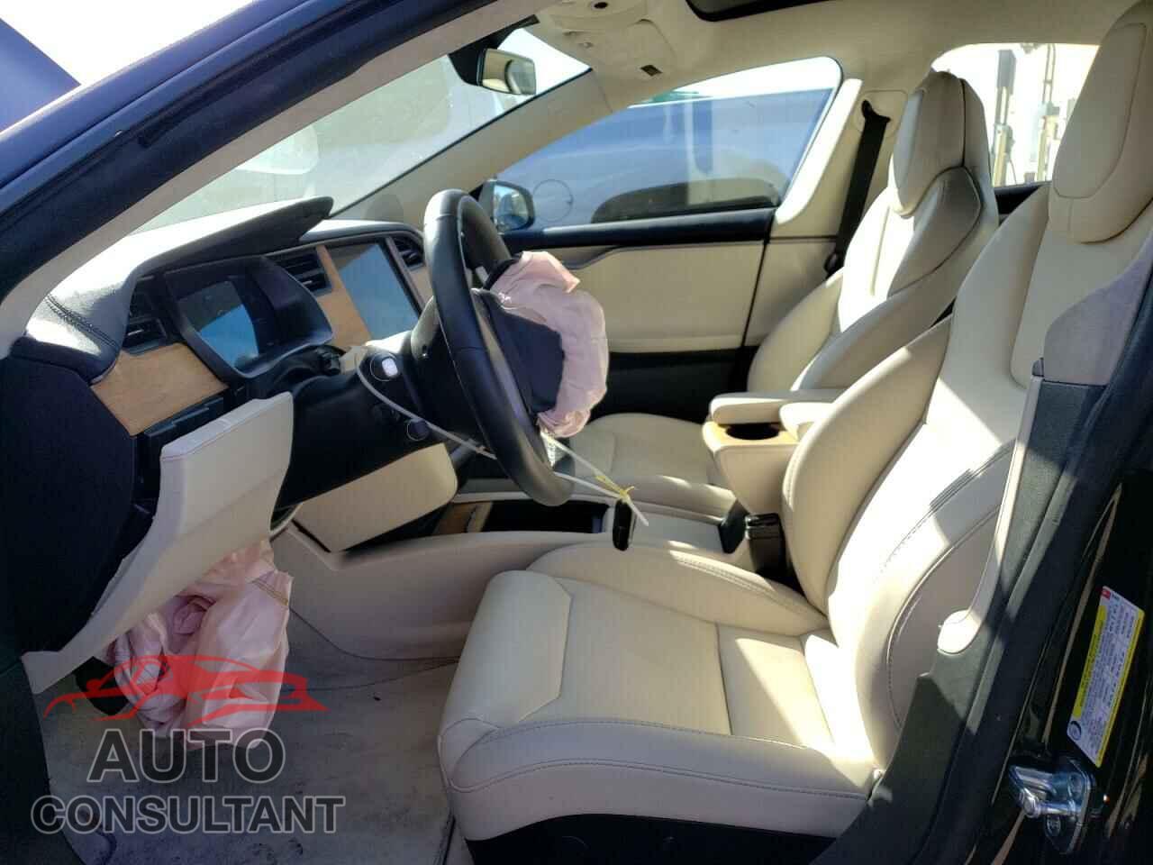 TESLA MODEL S 2019 - 5YJSA1E20KF304651