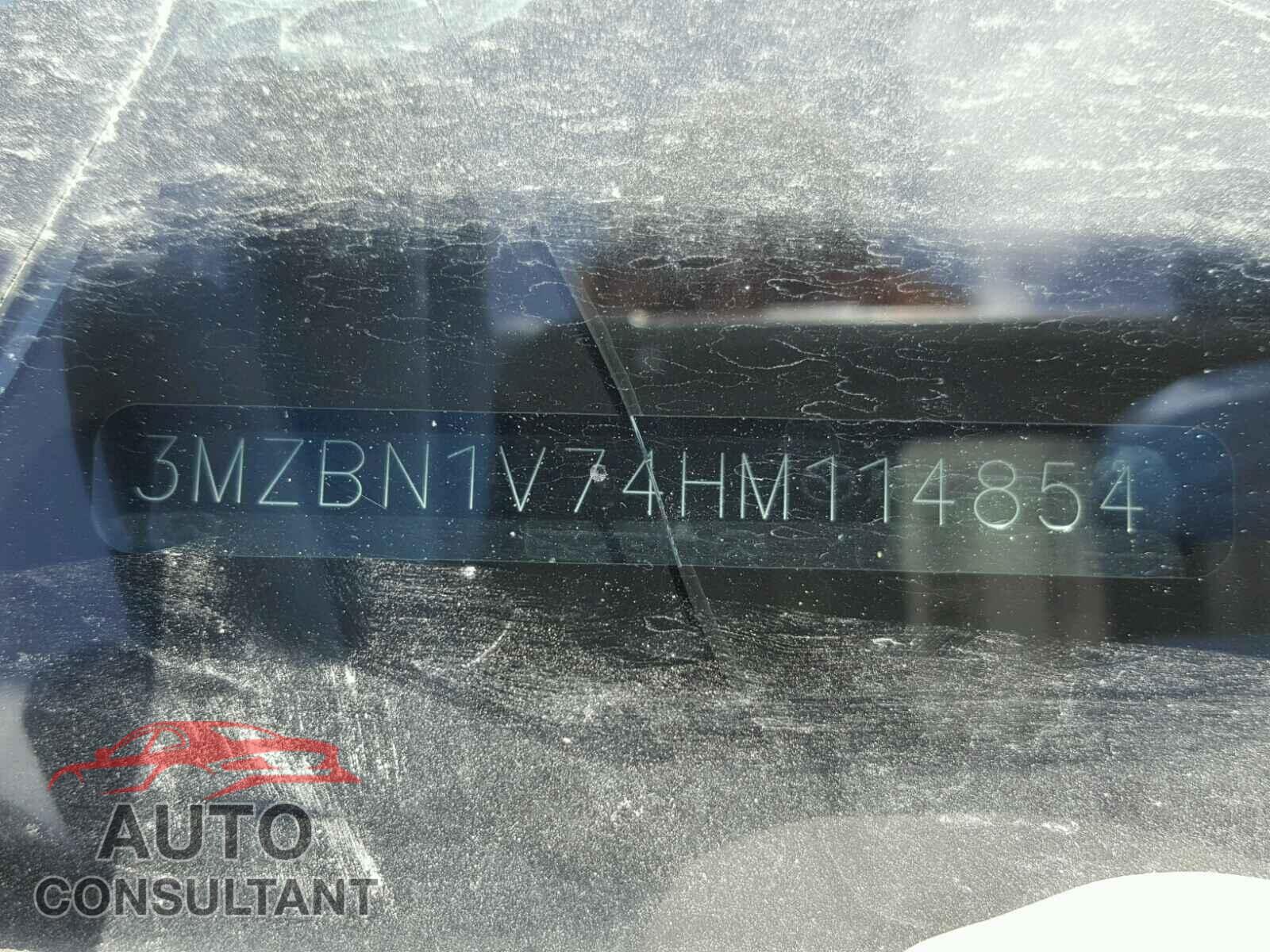 MAZDA 3 2017 - 3MZBN1V74HM114854