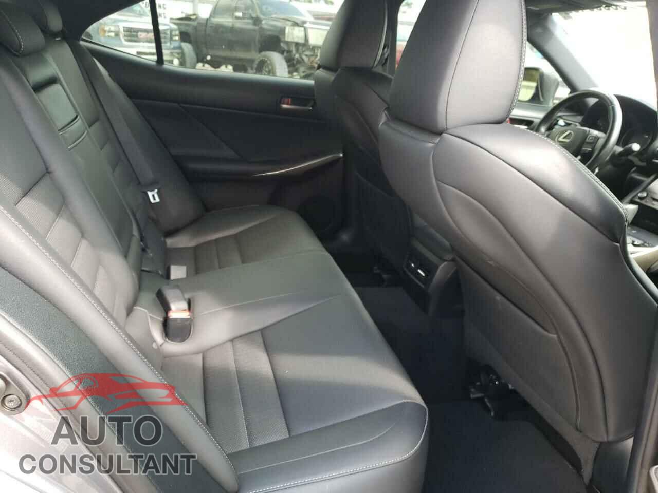 LEXUS IS 2017 - JTHCM1D22H5019312