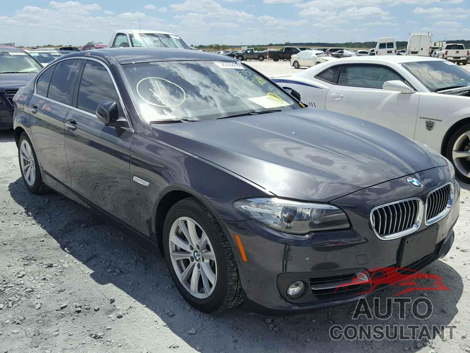 BMW 5 SERIES 2015 - WBA5A5C50FD513724