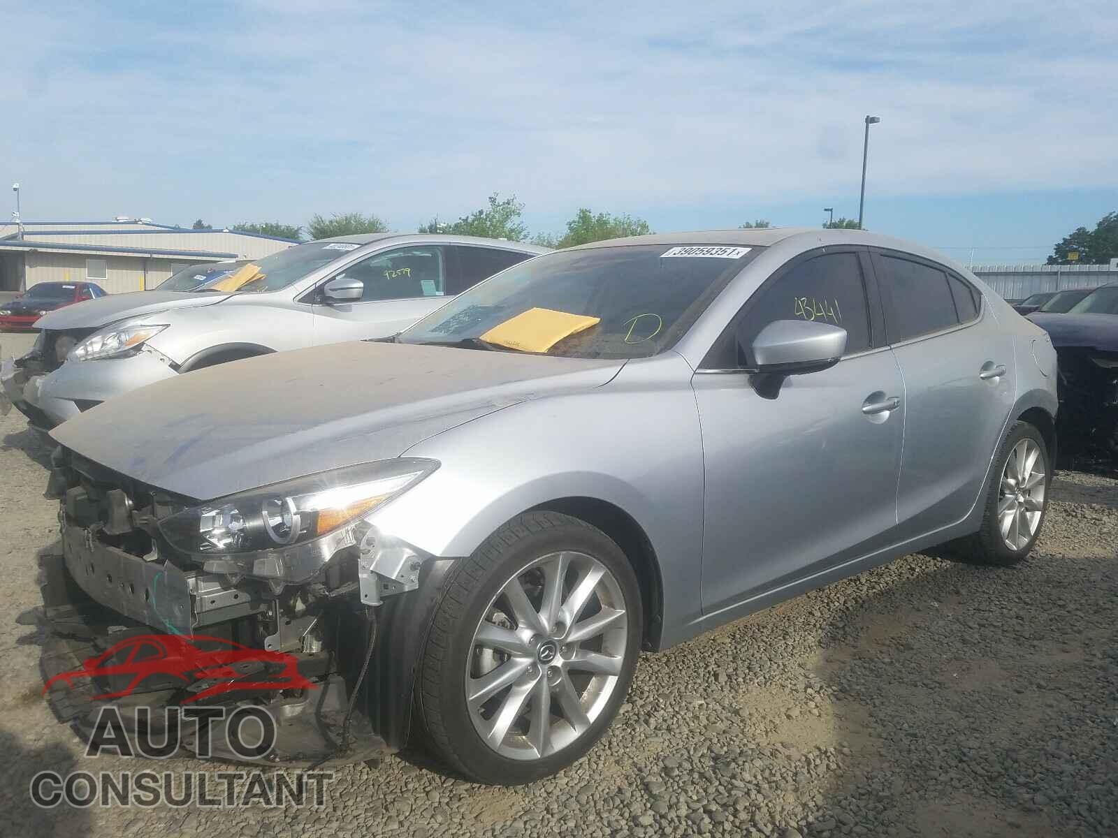 MAZDA 3 2017 - 3MZBN1V71HM152316