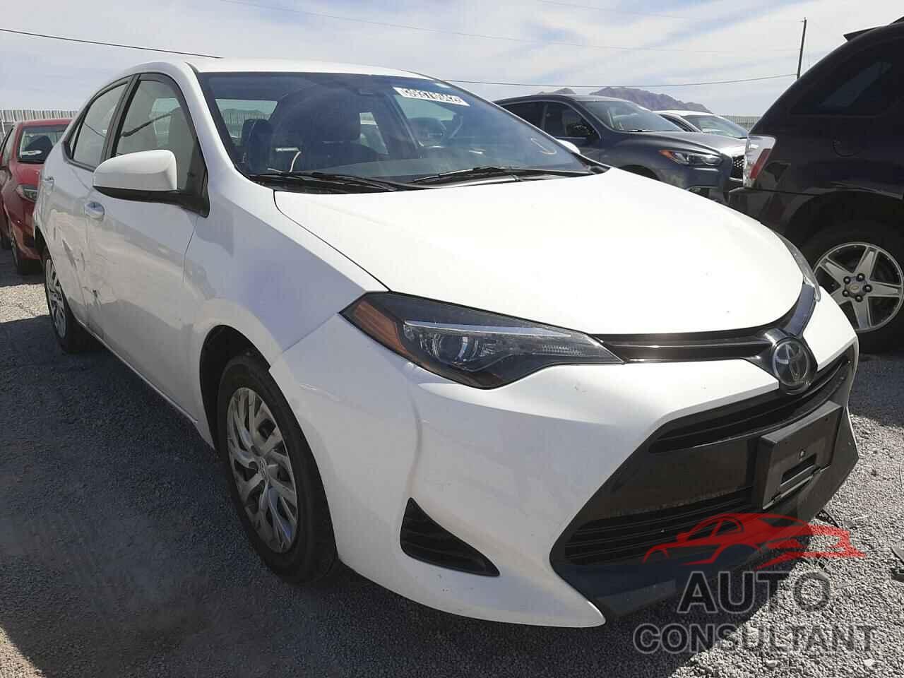 TOYOTA COROLLA 2018 - 5YFBURHE3JP830173