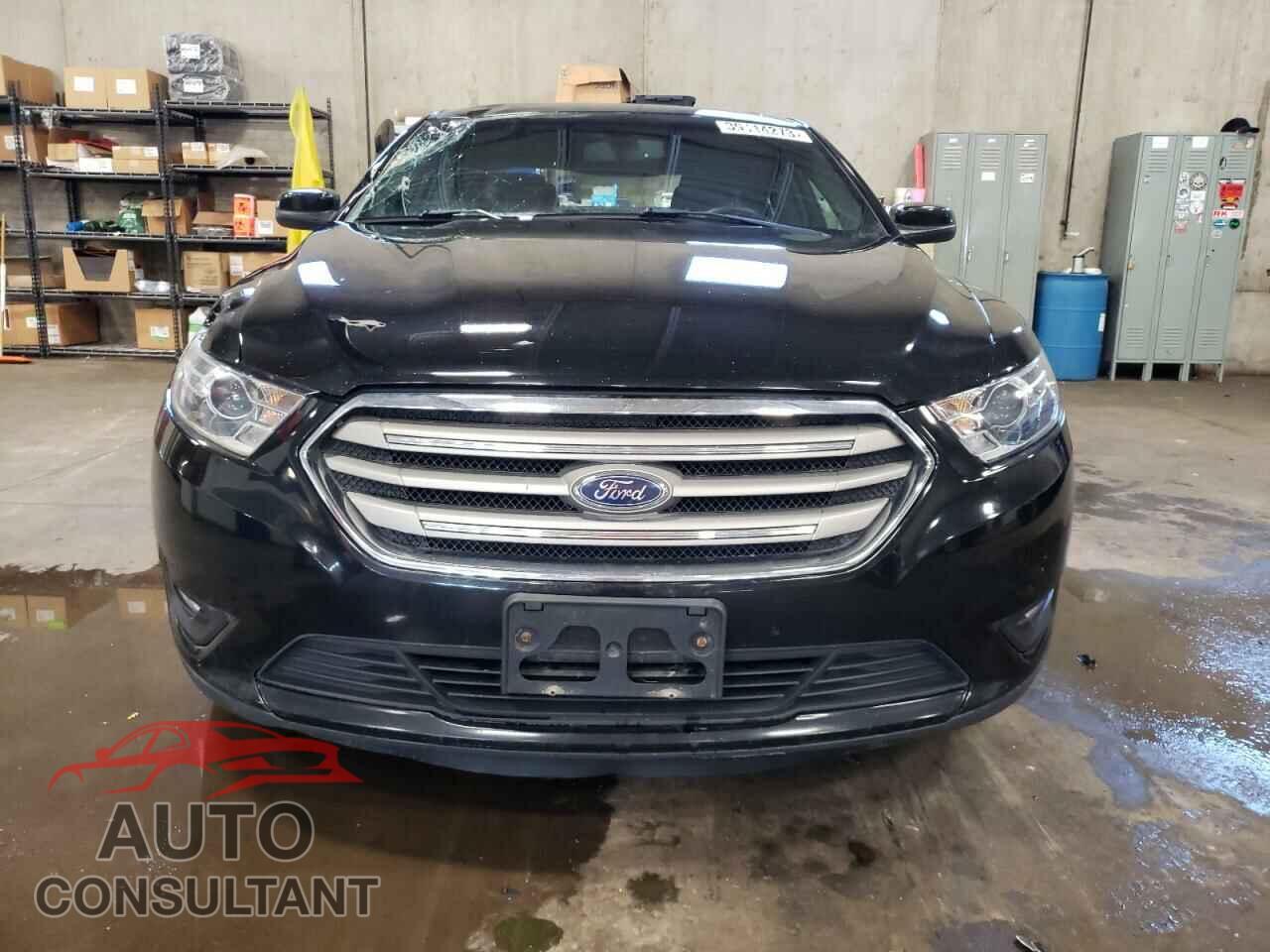 FORD TAURUS 2017 - 1FAHP2E81HG110802