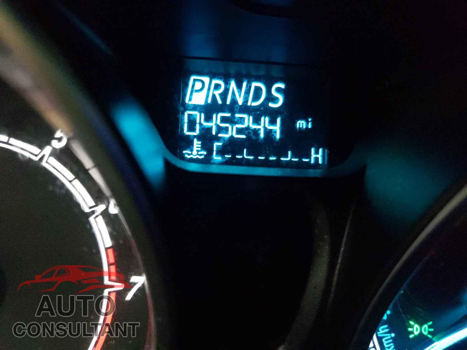 FORD FIESTA 2019 - 3FADP4EJ1KM112897