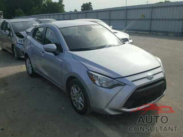 TOYOTA YARIS 2017 - 3MYDLBYV6HY159466