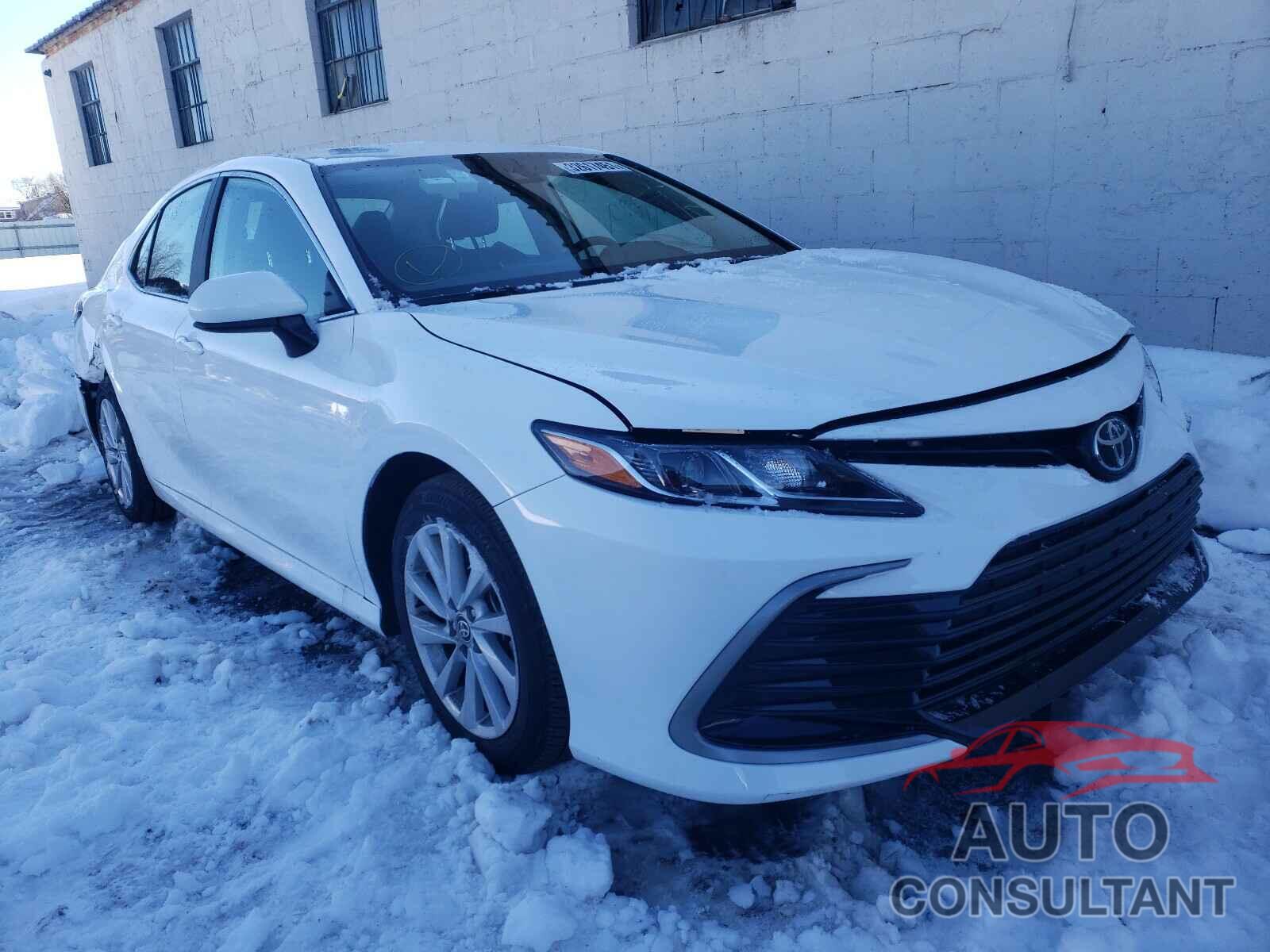 TOYOTA CAMRY 2021 - 3TMCZ5AN5MM371362