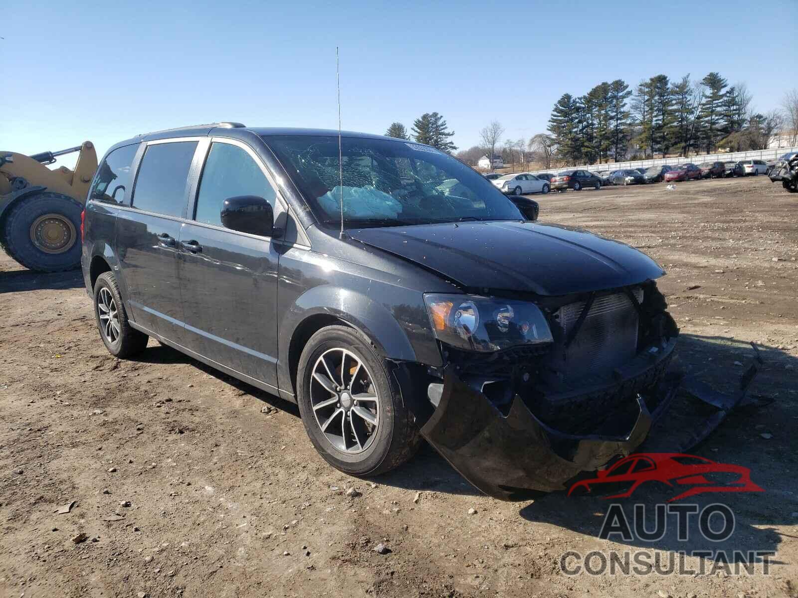 DODGE GRAND CARA 2018 - 2C4RDGEG5JR334994