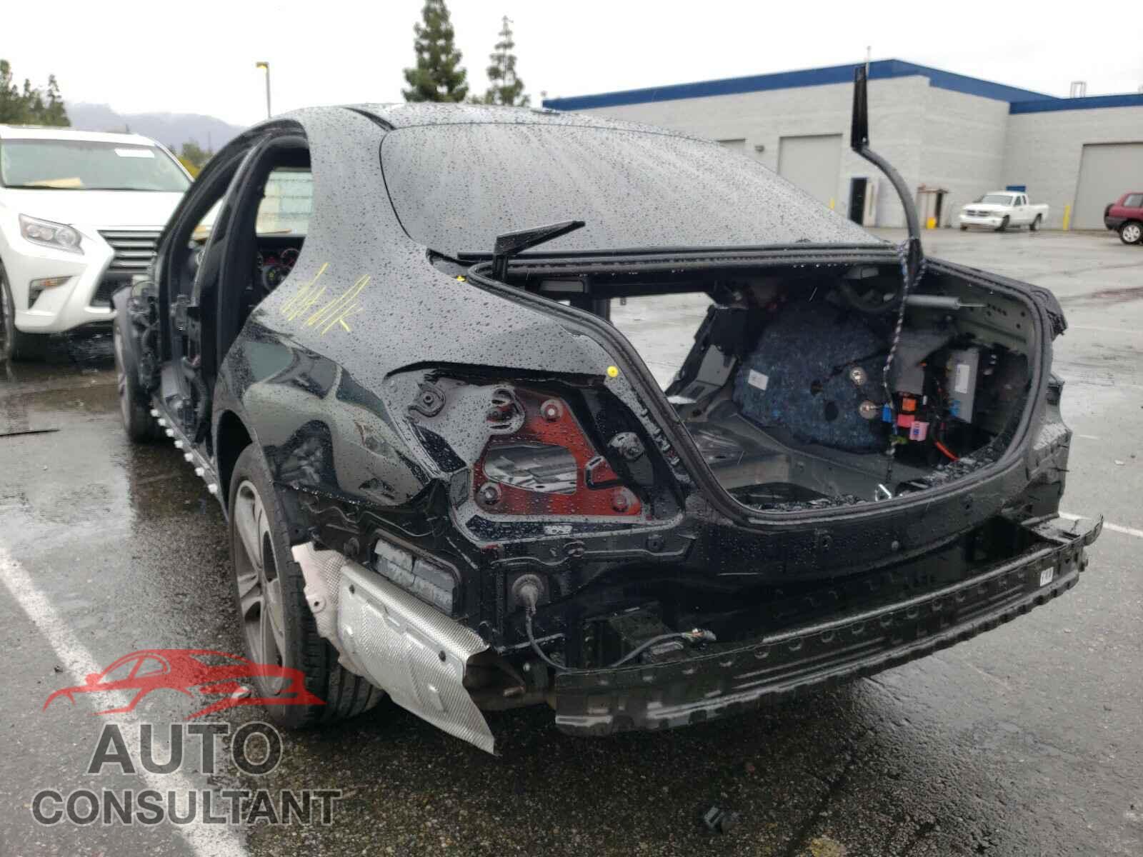 MERCEDES-BENZ E CLASS 2020 - WDDZF8DB6LA750359