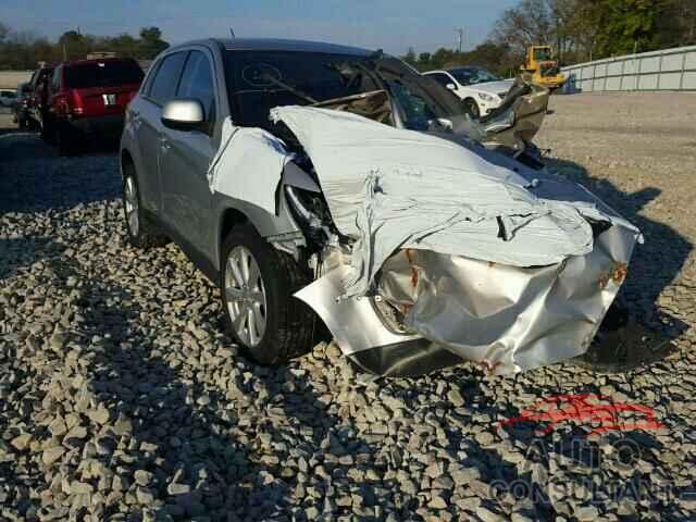 MITSUBISHI OUTLANDER 2015 - 4A4AR3AU2FE044437