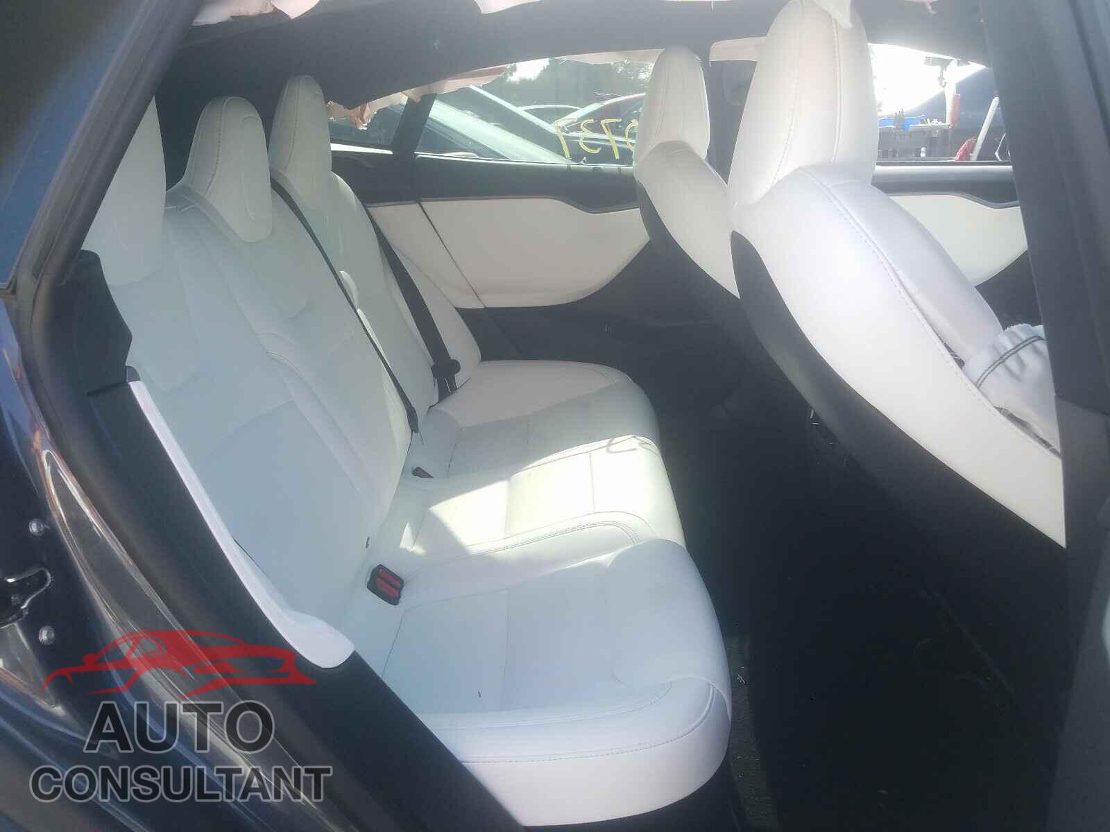 TESLA MODEL S 2020 - 5YJSA1E46LF400643