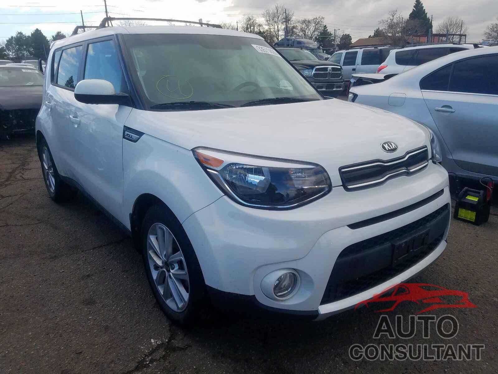 KIA SOUL 2018 - 5YFS4MCE7MP088990