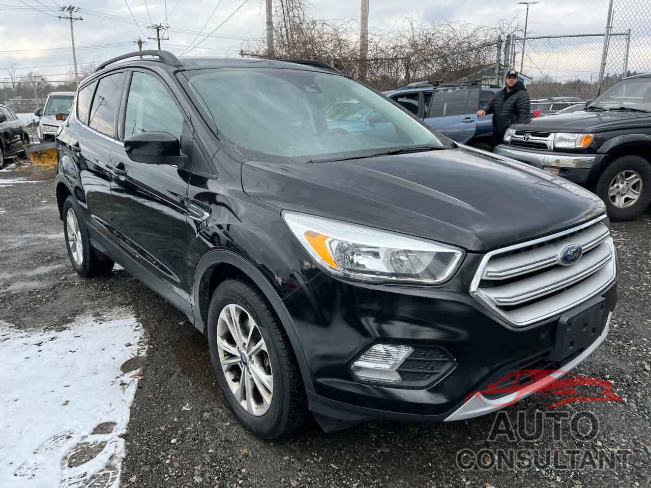 FORD ESCAPE 2018 - 1FMCU9GD7JUB16851