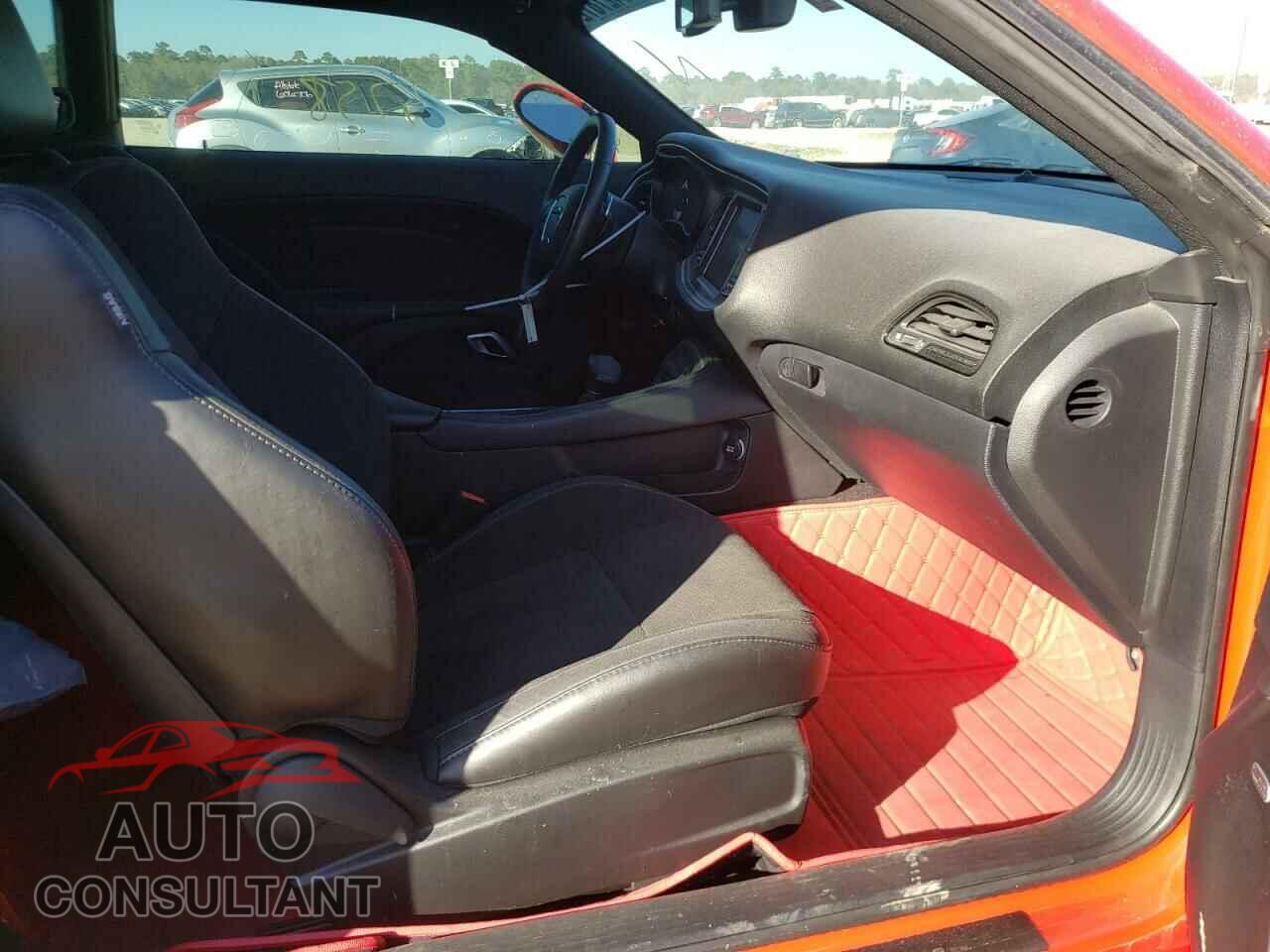 DODGE CHALLENGER 2018 - 3VWDB7AJ2HM213789