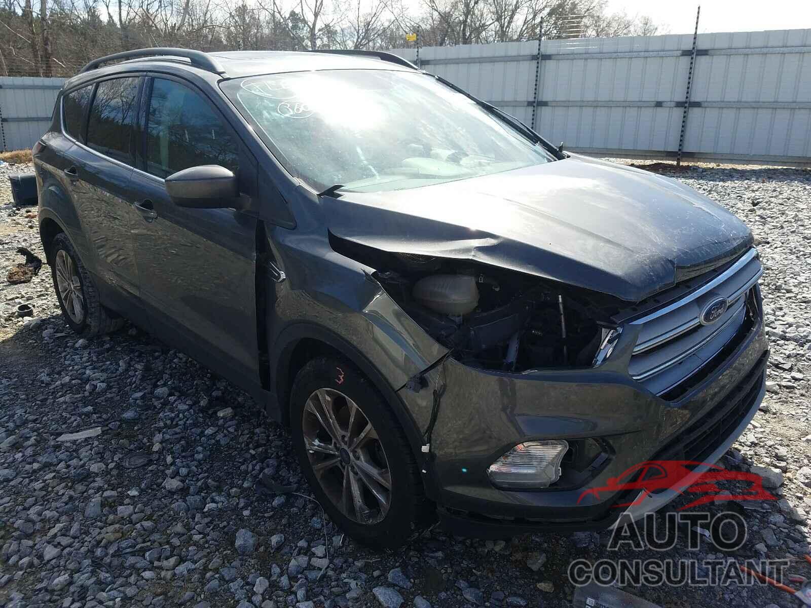 FORD ESCAPE 2018 - 1FMCU0GD5JUA11964