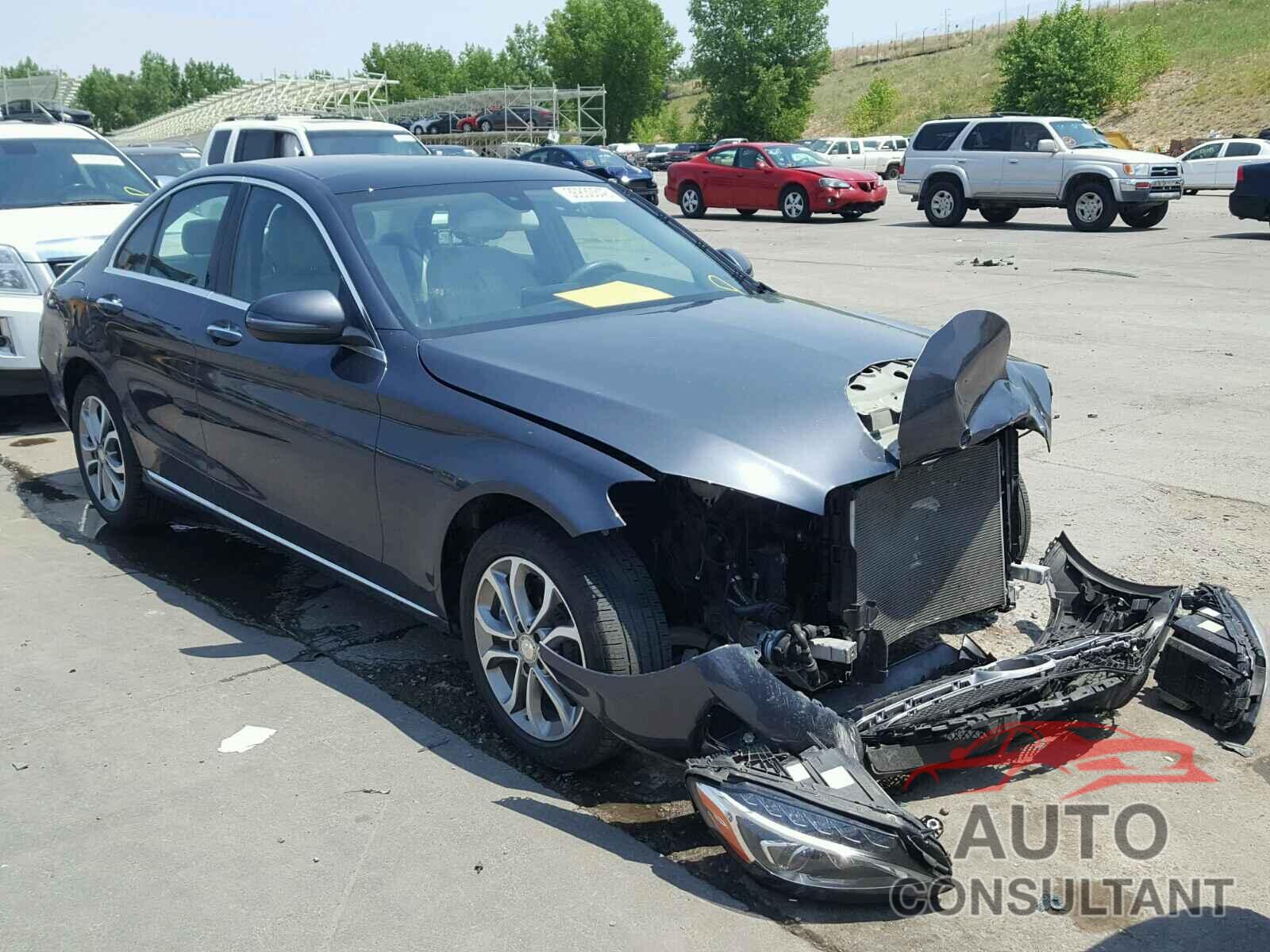 MERCEDES-BENZ C300 2016 - 55SWF4KB8GU100131
