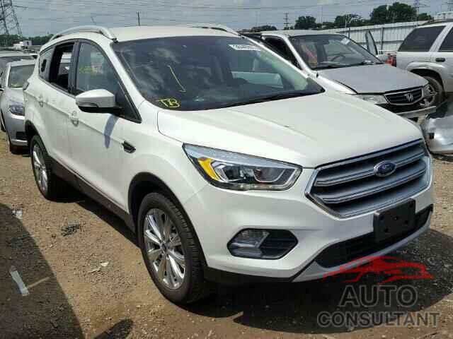 FORD ESCAPE 2017 - 1FMCU9J95HUA36799