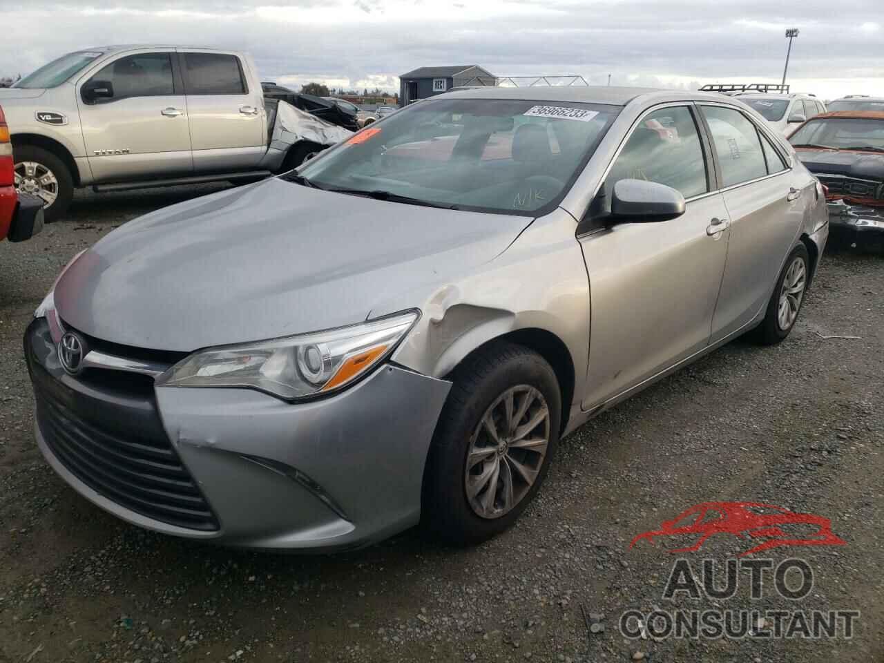 TOYOTA CAMRY 2015 - 4T4BF1FK3FR497781
