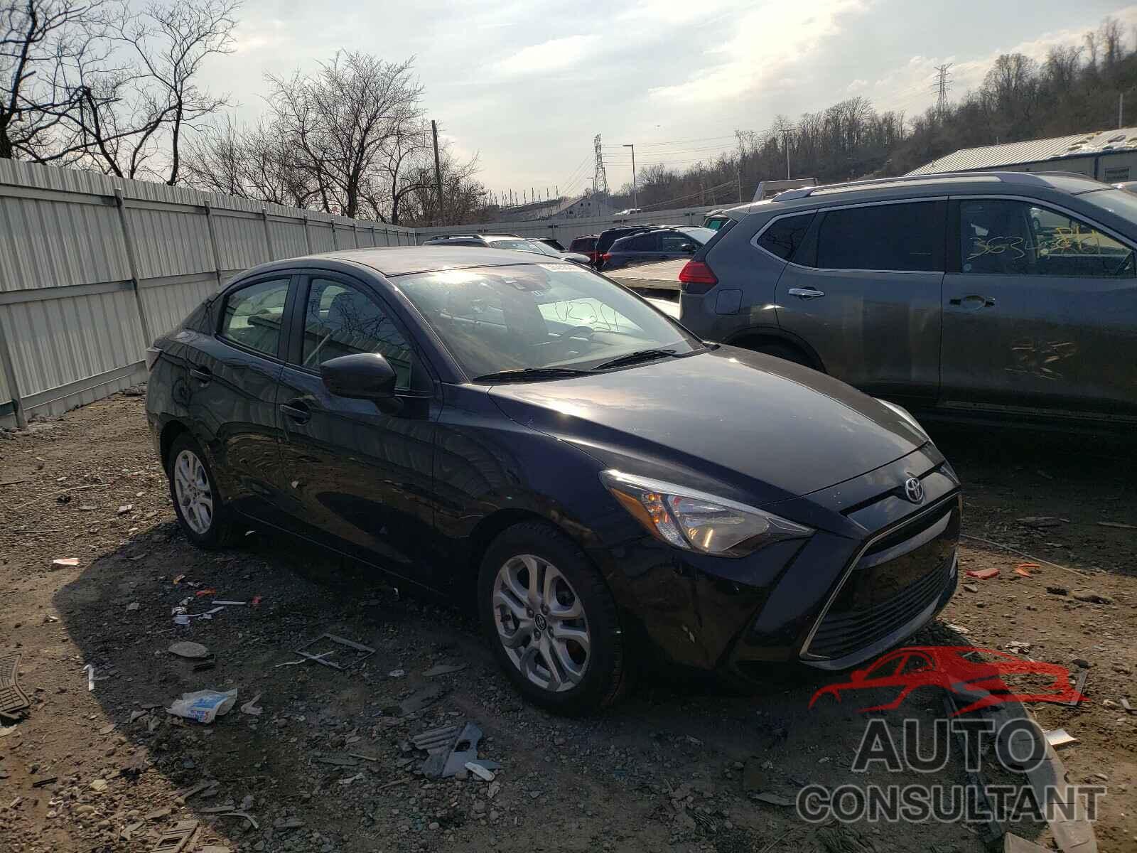 TOYOTA YARIS 2017 - 3MYDLBYV4HY159174