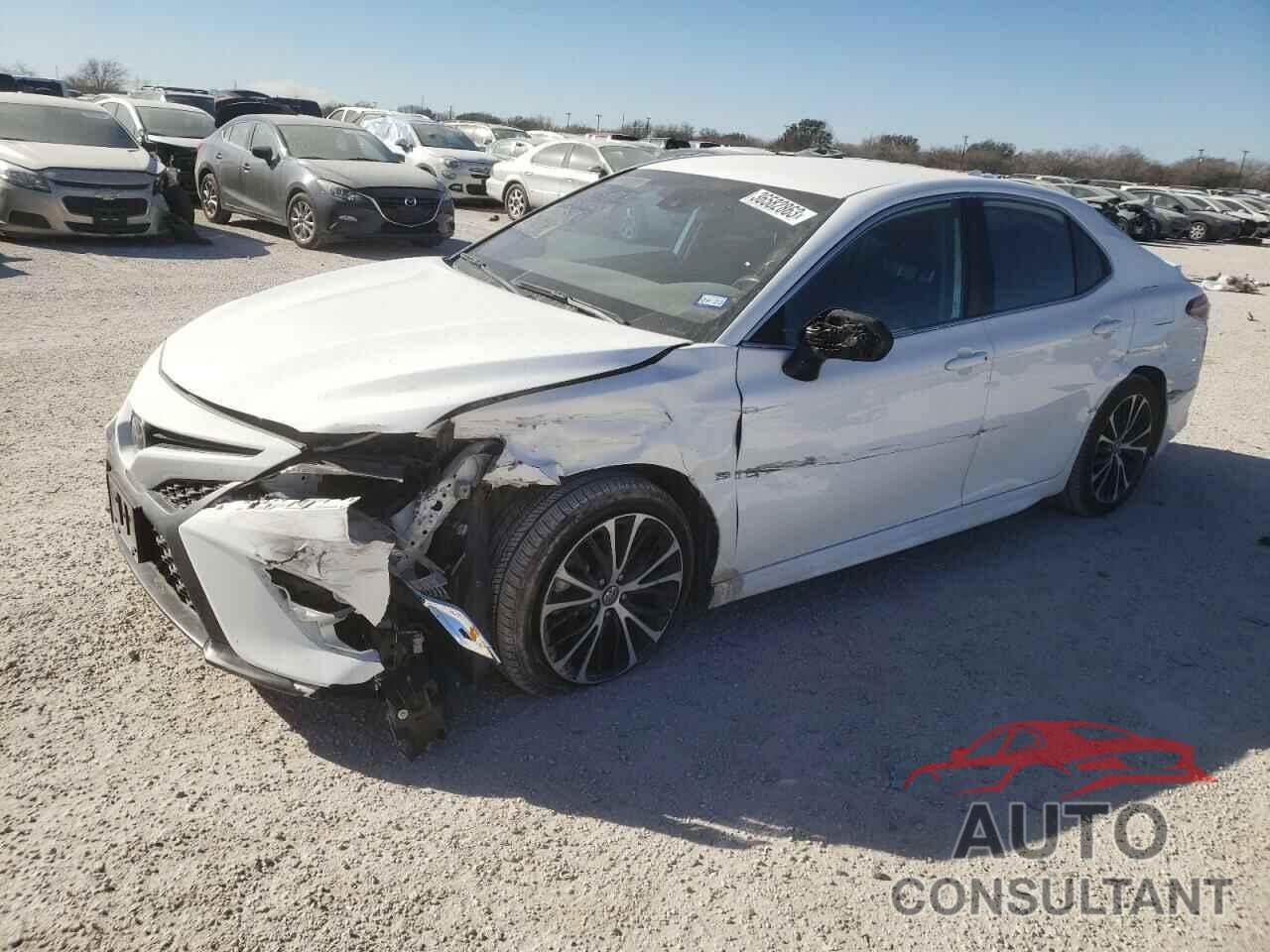 TOYOTA CAMRY 2019 - 4T1B11HK7KU726818
