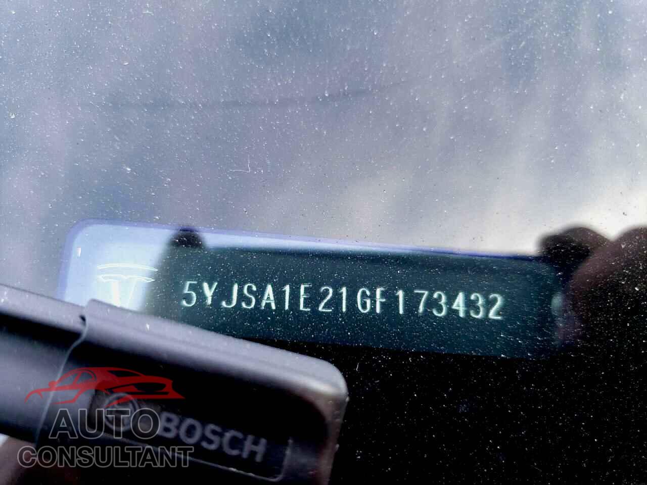 TESLA MODEL S 2016 - 5YJSA1E21GF173432