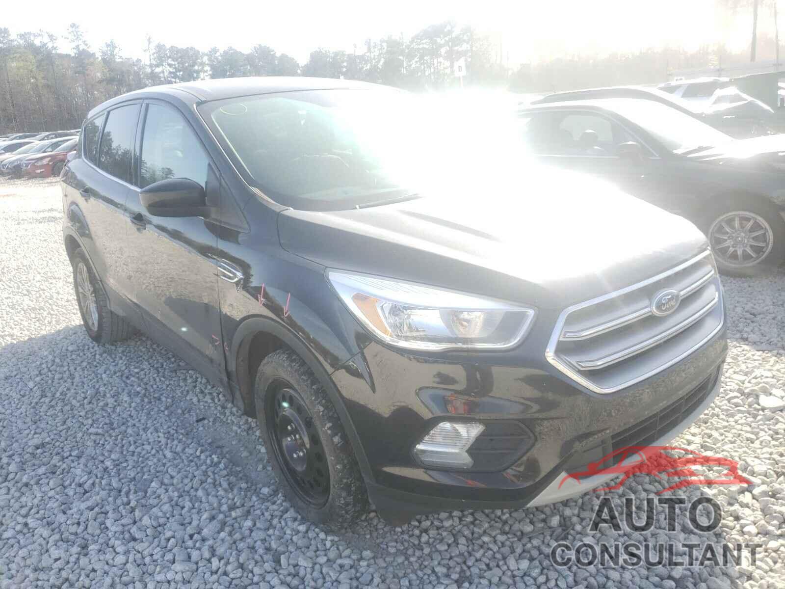 FORD ESCAPE 2017 - 1FMCU0GD6HUC59120
