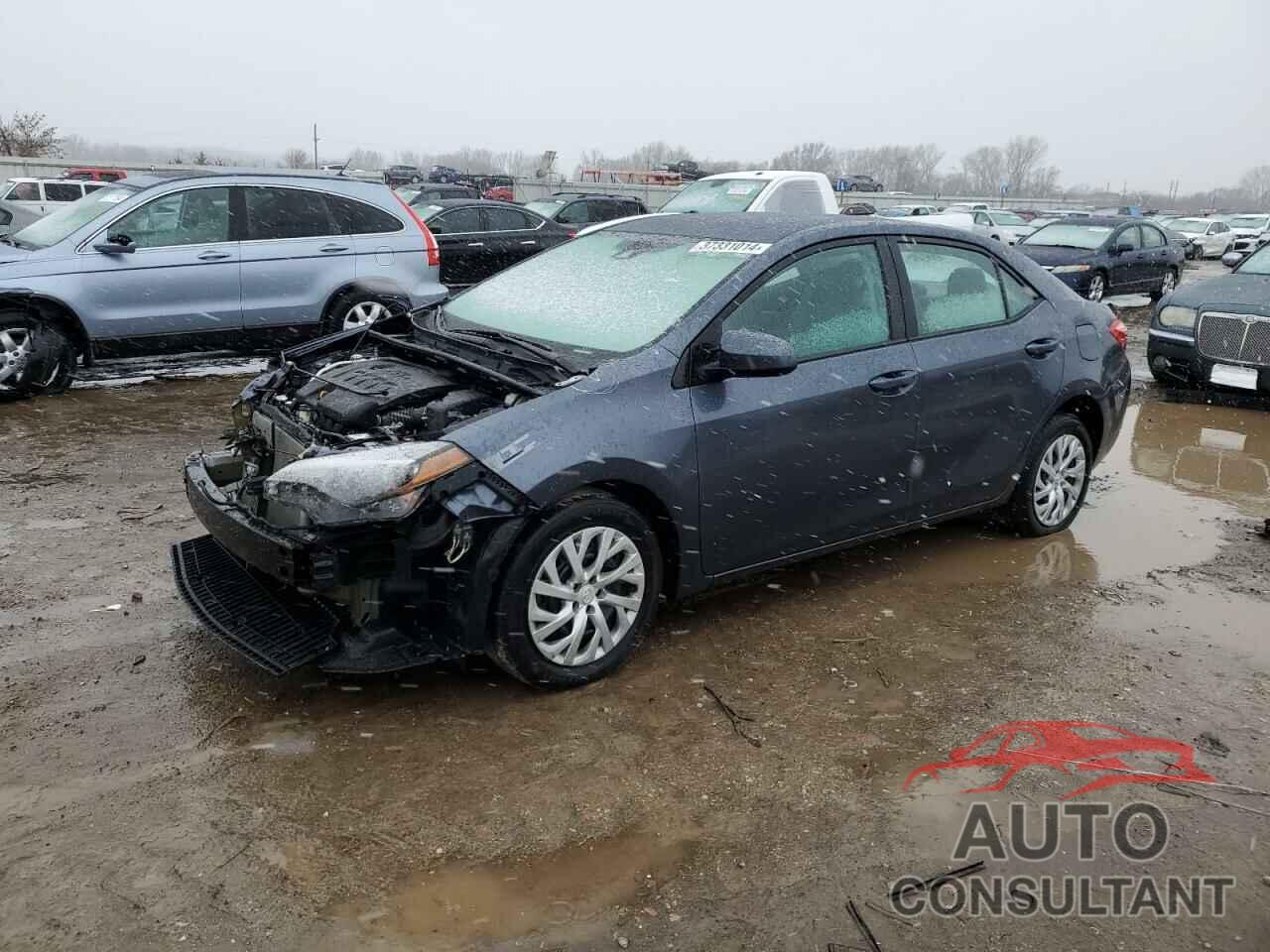 TOYOTA COROLLA 2018 - 5YFBURHE0JP827909