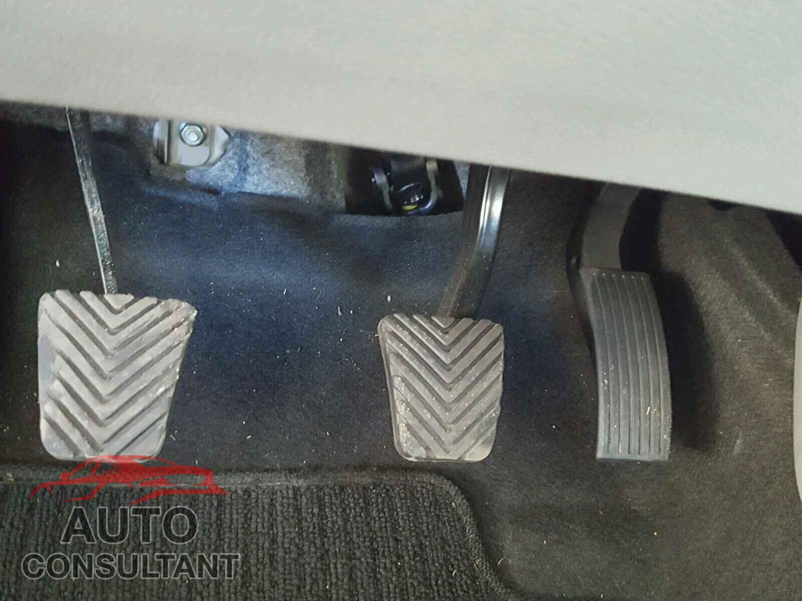 HYUNDAI ACCENT 2017 - KMHCT4AE3HU361941
