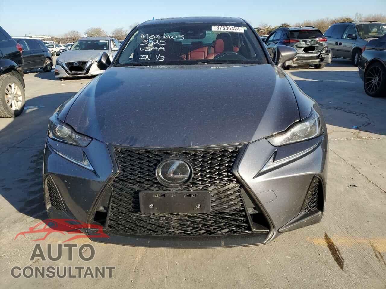 LEXUS IS 2018 - JTHBA1D20J5071841