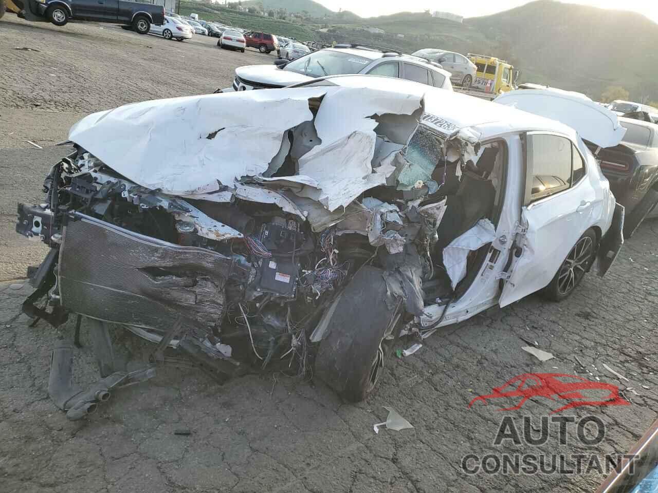 TOYOTA CAMRY 2021 - 4T1G31AK6MU558862