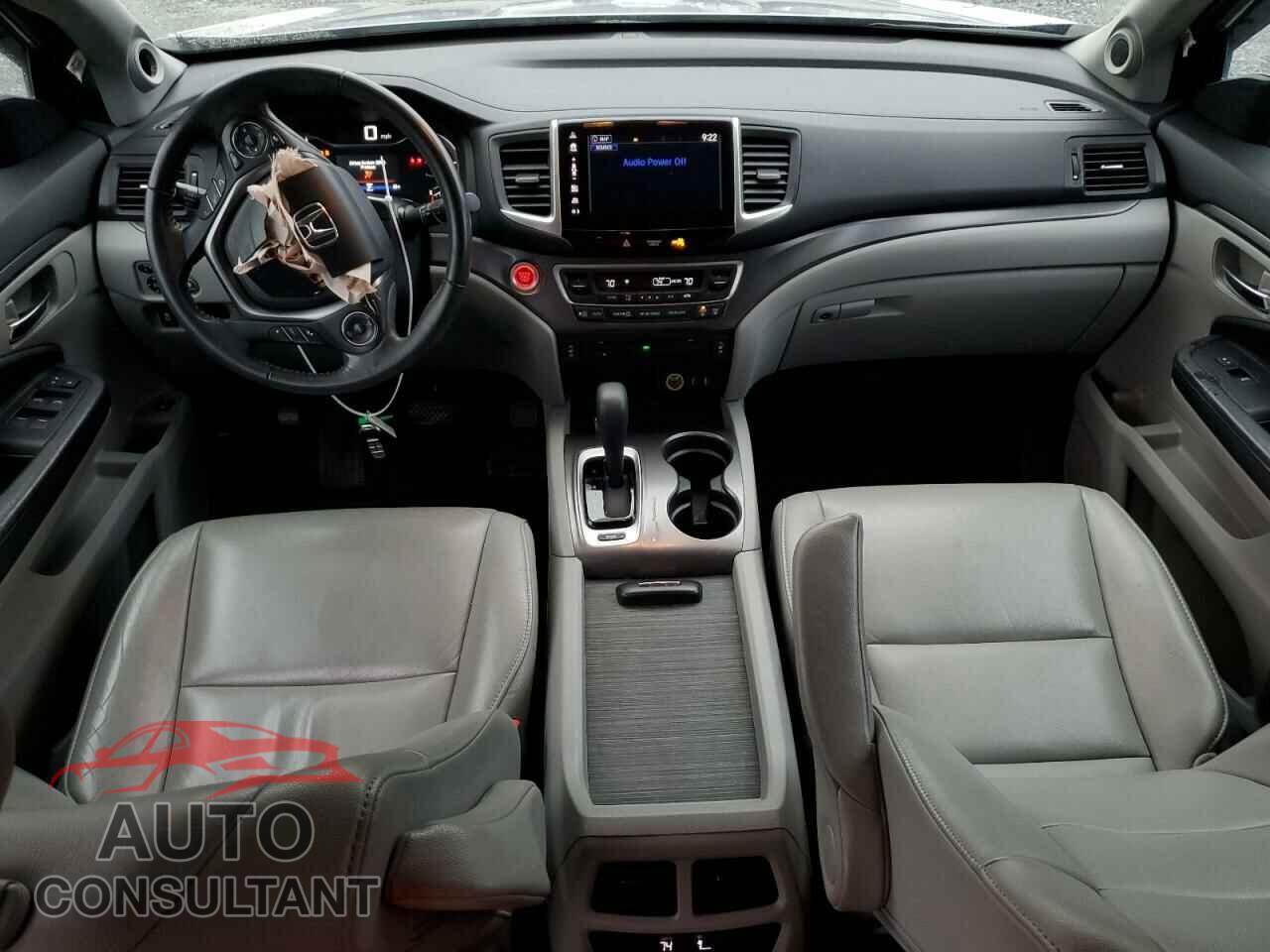 HONDA PILOT 2017 - 5FNYF5H7XHB030751
