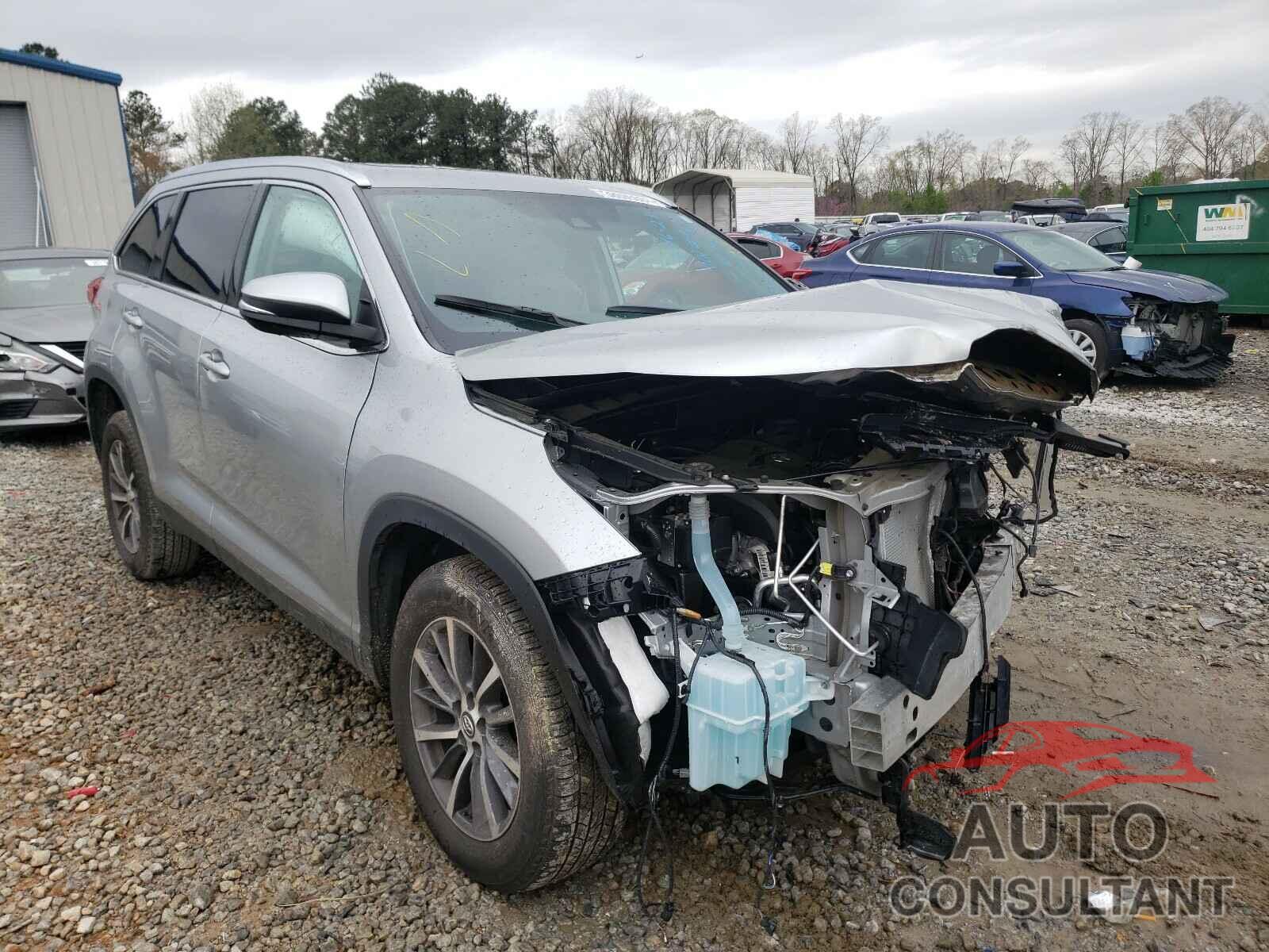 TOYOTA HIGHLANDER 2019 - 5TDKZRFH2KS307637