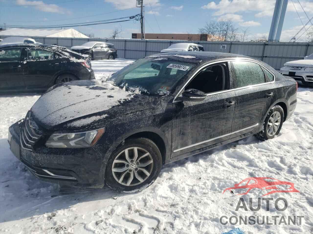 VOLKSWAGEN PASSAT 2017 - 1VWAT7A32HC004474