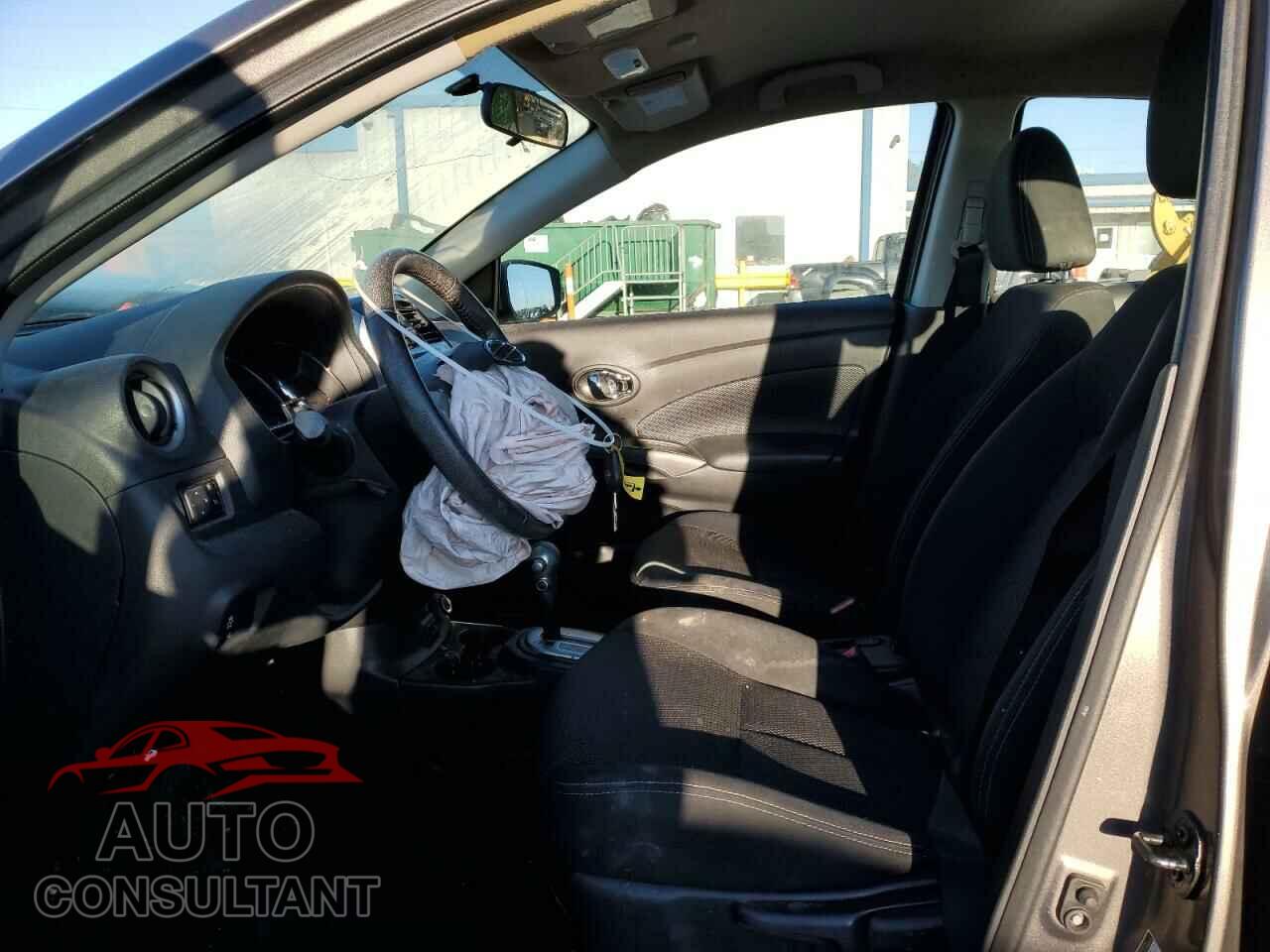 NISSAN VERSA 2017 - 3N1CN7AP3HL820593