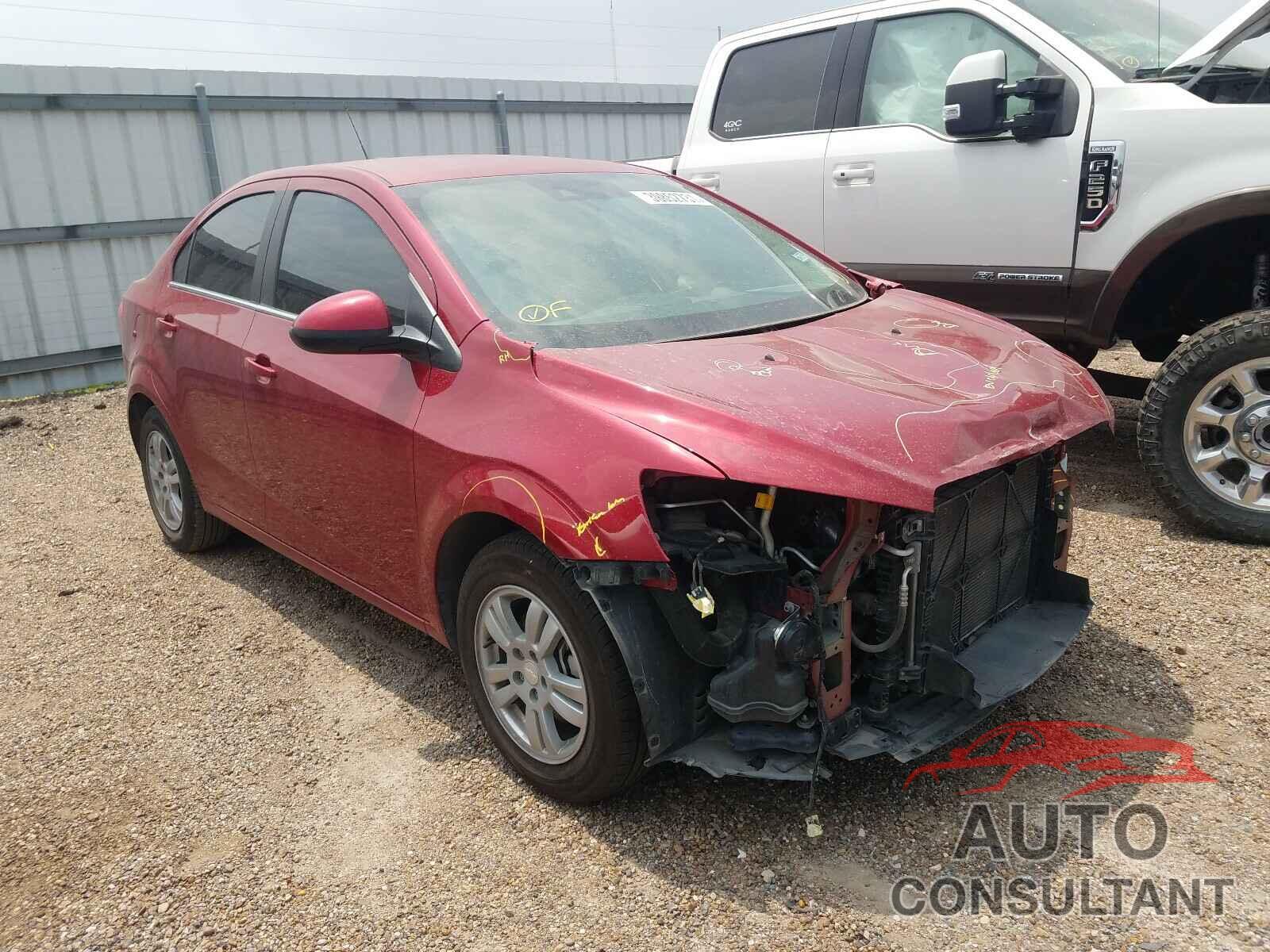 CHEVROLET SONIC 2016 - 1G1JC5SH7G4162120