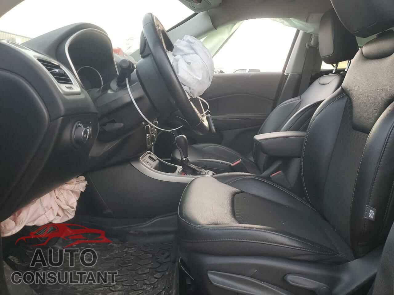 JEEP COMPASS 2020 - 3C4NJCBB1LT230169