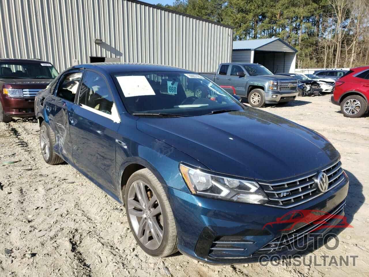 VOLKSWAGEN PASSAT 2018 - 1VWAA7A30JC006168