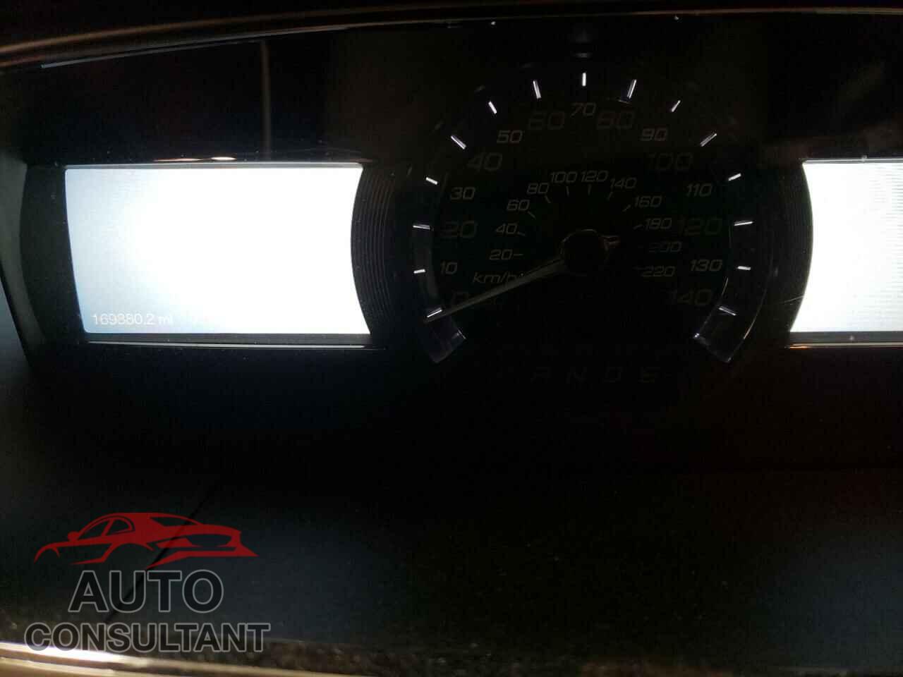 FORD TAURUS 2017 - 1FAHP2E83HG109800
