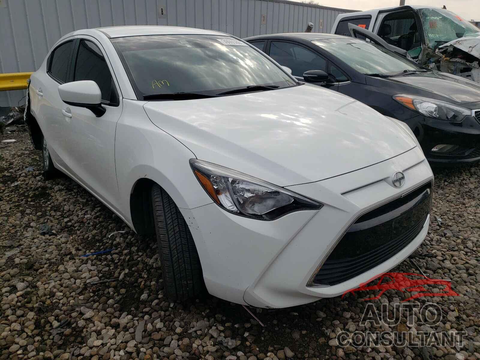 TOYOTA SCION 2016 - 3MYDLBZV8GY110055