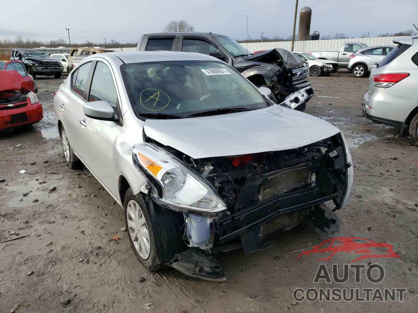 NISSAN VERSA 2018 - 3N1CN7AP3JK443078