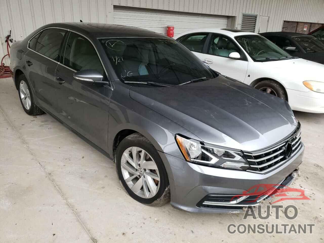 VOLKSWAGEN PASSAT 2018 - 1VWBA7A35JC033290