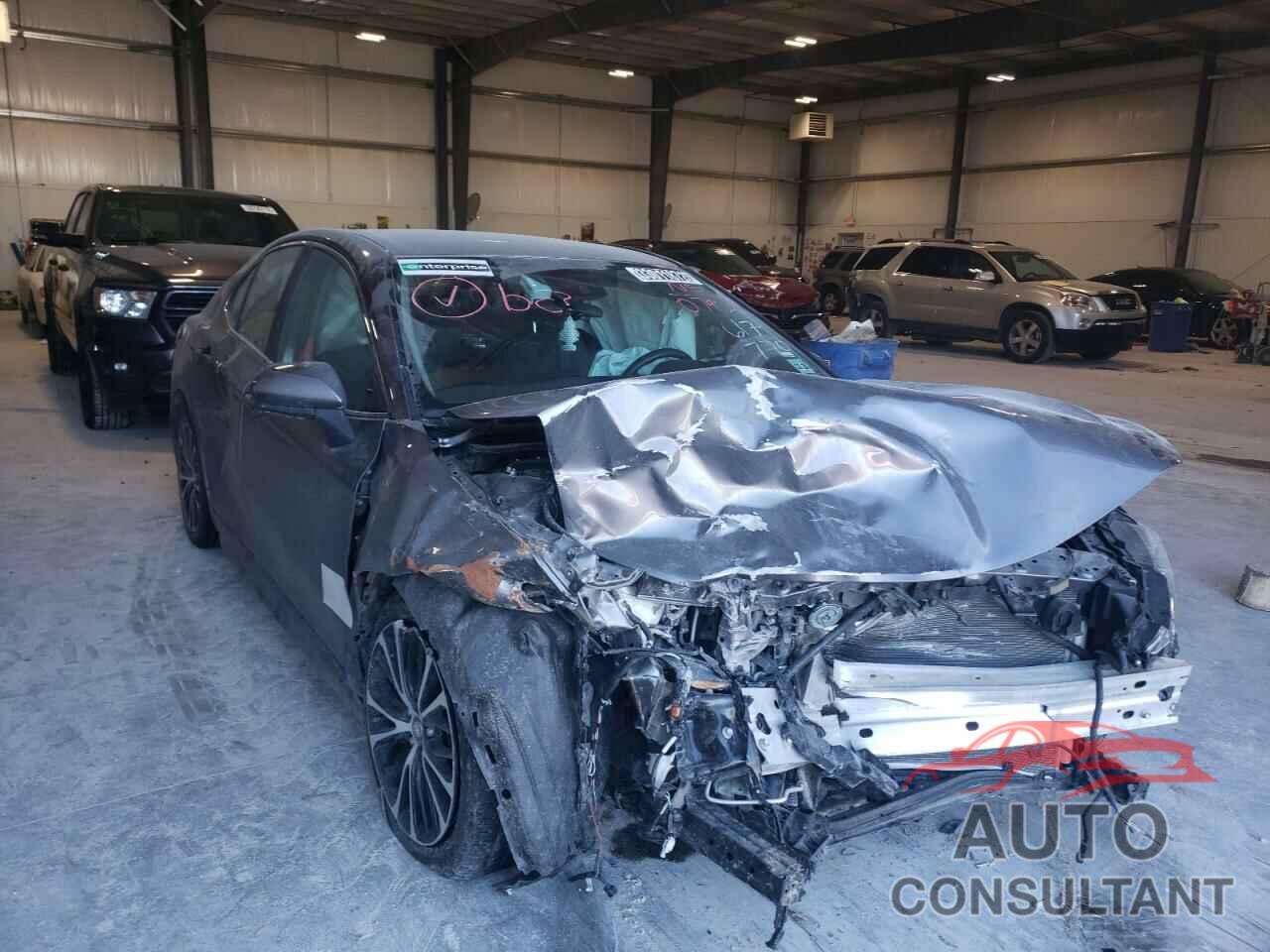 TOYOTA CAMRY 2020 - 4T1G11AK2LU910792